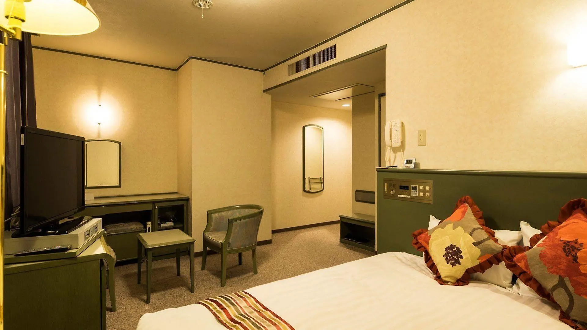 Hotel Areaone Hiroshima Wing Higashihiroshima 3*,