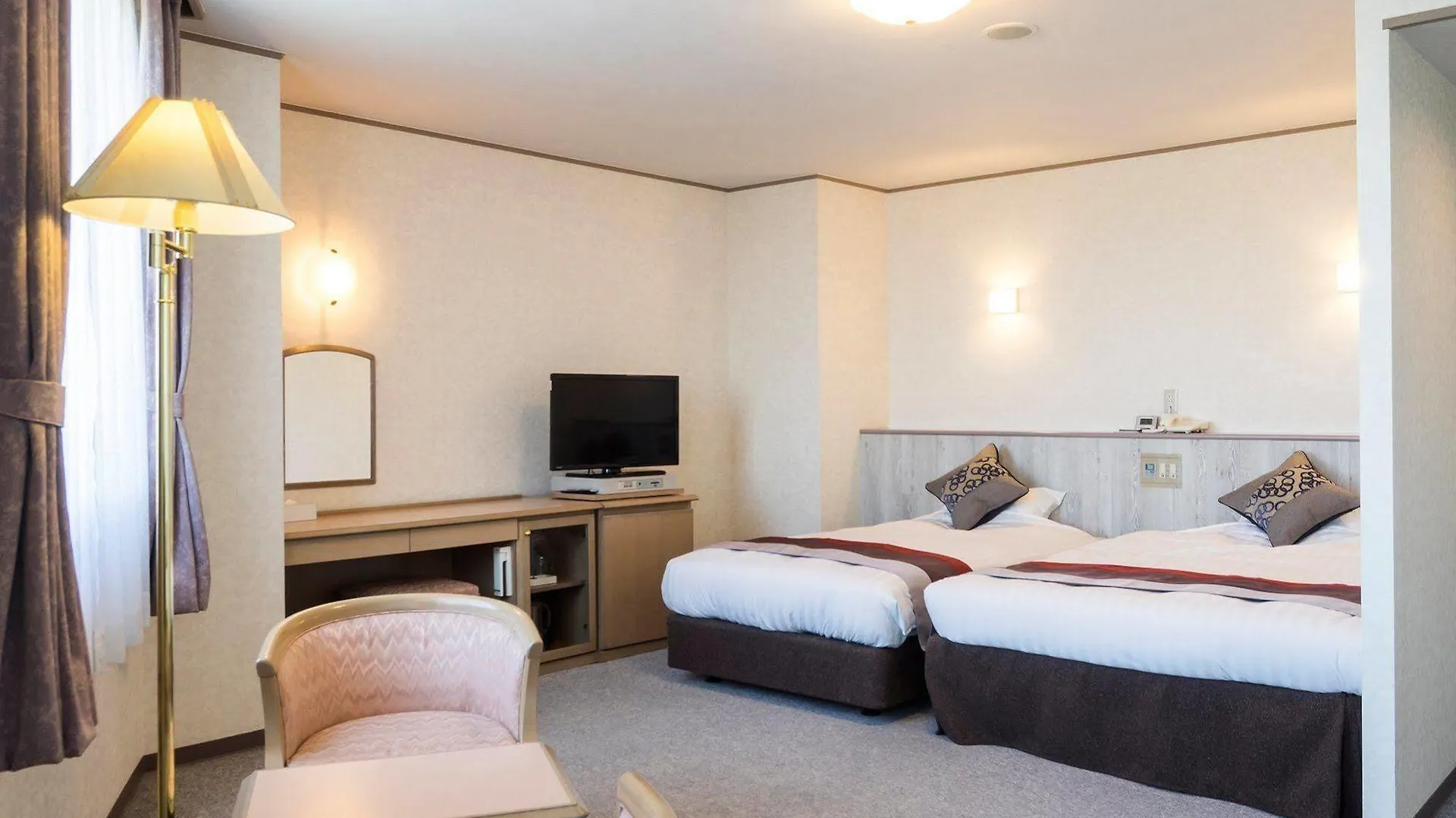 Hotel Areaone Hiroshima Wing Higashihiroshima 3*,  Japan